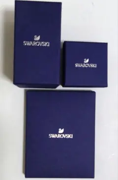 Swarovski ギフト箱2個、マイクロファイバークロス