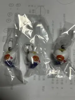 ■BT21 めじるしアクセサリー　エンジェルver.Tata3体■