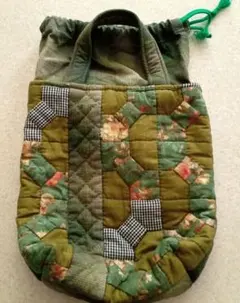 ハンドメイド　キルティング巾着袋