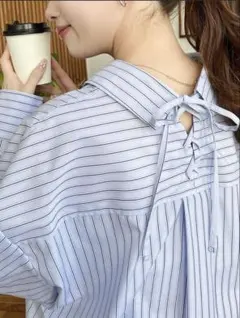 マルチストライプ後ろ編み上げ長袖シャツ