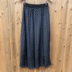 新品 スタイルラヴィ STYLE RAVIE ロングフレアスカート 幾何学模様