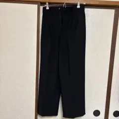 ユニクロ　タックワイドパンツ(ツータック)ブラック　Sサイズ