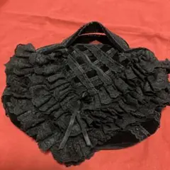 黒いベルベットフリルバッグ