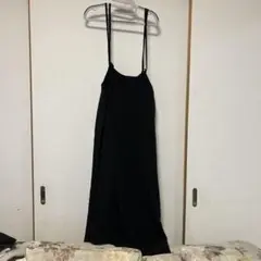 新品未使用品アースミュージック&エコロジー黒キャミワンピース Fサイズ