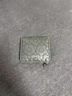 マリークワント　マリクワ　二つ折り財布　花柄　キルティング　Mary Quant