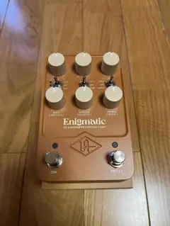 UAFX Enigmatic '82 Overdrive Special Ampのサムネイル