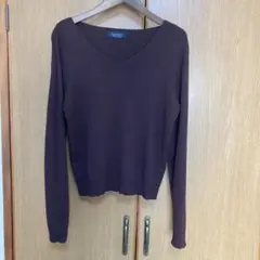 JUSGLITTY ダークブラウン Vネックニット