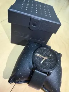 DIESEL ブラックレザー 手巻き時計