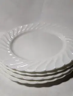 （2Fテ下）Noritake ボーンチャイナ皿 4枚セット