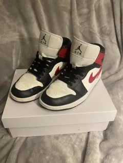 Nike Air Jordan 1 ハイカット 白/黒/赤