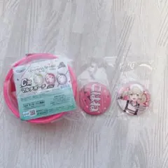 プロセカセガラッキーくじ 小豆沢こはね マルチポーチ 缶バッジ