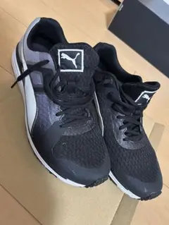 Puma ランニングシューズ ブラック/グレー