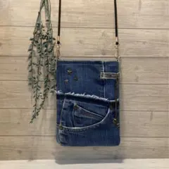 Ｎｏ．651 ハンドメイド デニムリメイクバッグ リメイクデニムバッグ サコシュ