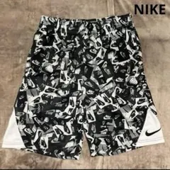 【美品】NIKE ナイキ ハーフパンツ ロゴ 総柄 カモフ柄