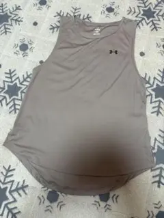 UNDER ARMOUR ノースリーブ Mサイズ　レディース　グレー