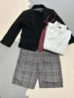 COMME CA ISM フォーマルスーツ セットキッズ　(サイズ確認必須)