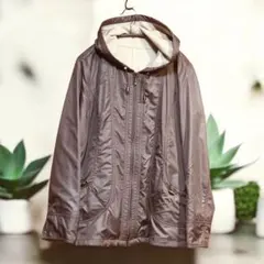 レディース　ベージュ系ナイロン ブルゾンフード付き　LL SIZE