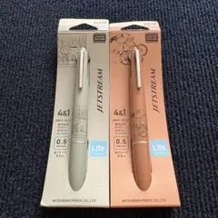 ジェットストリーム 4&1 ライトタッチ　スヌーピー　新品2本セット①