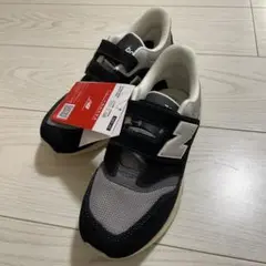 ニューバランス　キッズ　新品　七五三　セレモニー　未使用　997r 996