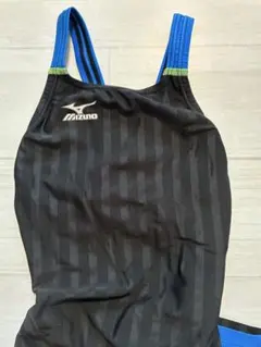 ミズノ女子水球水着(XL) 黒X白 ウォーターポロ - メルカリ