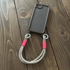 iPhone SE用 ストラップ付きケース