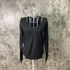 ✨GU✨ジーユー♡セーター♡Vネック♡長袖♡カジュアル♡ブラック(L)