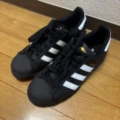 adidas スーパースターのサムネイル