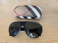 BURBERRY SPORT サングラス ケース付き バーバリースポーツのサムネイル