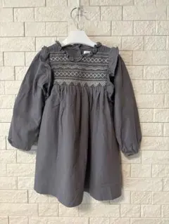 ZARA kids グレー 刺繍 スモッキング 長袖 ワンピース 98cm