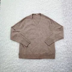 《無印良品》ニット　セーター　Vネック トップス　スリット　長袖　シンプル