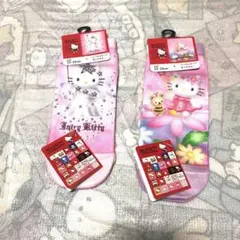 ハローキティ　50周年 靴下　ソックス　23〜25cm シール付き　天使 ピンク