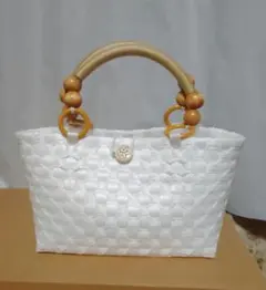 Item thumbnail for item b0c5581d-1a6d-4c7b-9ffb-2686b50589f7