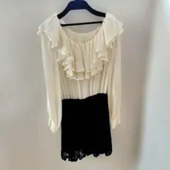INGNI　イング　アイボリーと黒のフリルドレス
