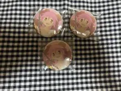まどマギ　ミュシャ　缶バッジセット