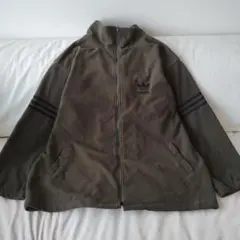 adidas フリースボアジャケット　カーキ