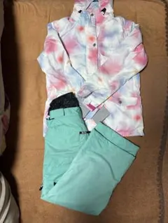 スノーウェア 上下セット Mサイズ SILICON ACCESSORY