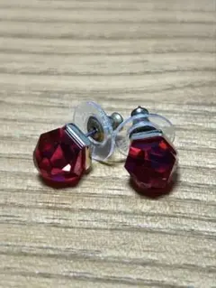 スワロフスキー ピアス レッド