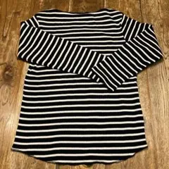 黒と白のストライプ 長袖カットソー