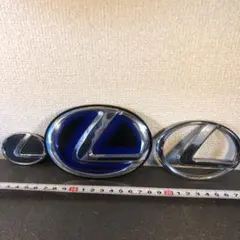 LEXUS レクサス エンブレム 3点セット ブラックメッキ - メルカリ