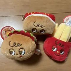 ハンバーガーとポテトとホットドッグセット
