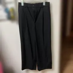 ユニクロ　タックワイドパンツ
