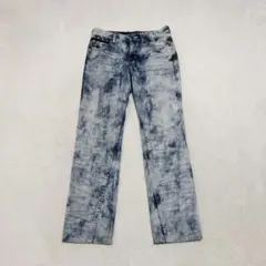 Item thumbnail for item 02885352-722f-4091-ab90-bae4caa98b8e