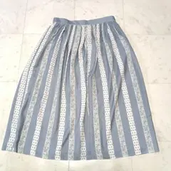 Item thumbnail for item 0447612b-e93b-4f60-a5cf-30edfb6e07d0