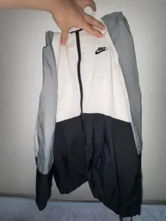 Nike ジップアップナイロンジャケット