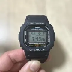 CASIO G-SHOCK デジタル腕時計　②