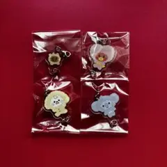BT21　つながるアクリルチャーム　渋谷　ガチャ