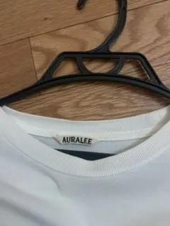 オーラリーロングTシャツ