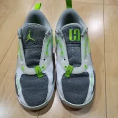 JORDAN 23.5cmバスケットボールシューズ グレー ライム