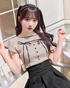 ♡ 田島櫻子着用michellMacaron ダブルフレアスリーブリボントップスのサムネイル