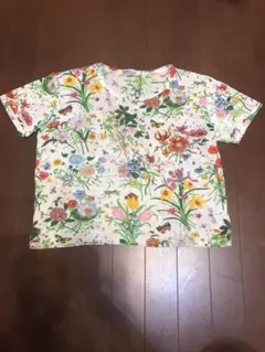 新品未使用　GUCCI　フローラ　Tシャツ　イタリア製　オールドグッチ　花　蝶 新品 GUCCI フローラ Tシャツ イタリア製 オールドグッチ 花 蝶